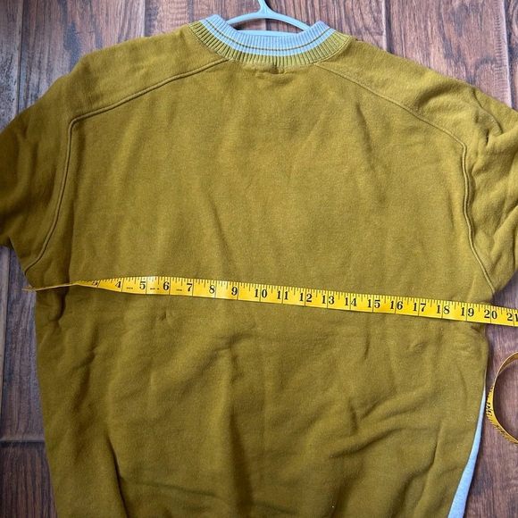 Vintage Japan Disney Crewneck Sweater Gray and Brown with Mickey Mouse Graphic - Picture 6 of 6